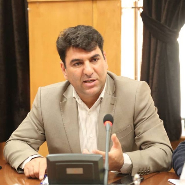 از شعار تا عمل
