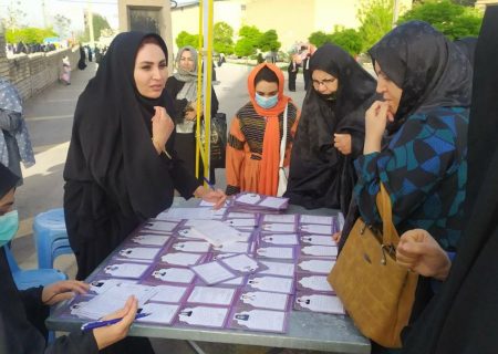 حمایت بیش از ۱۸۰۰ فرهنگی از کودکان یتیم و نیازمند ایلام