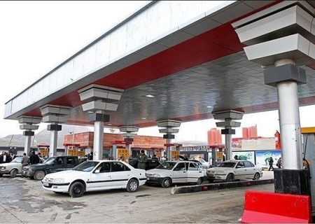 فعالیت ۵۰ درصد جایگاه‌های سوخت ایلام