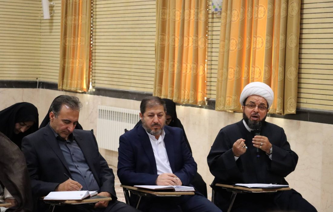 بر تحول ساختاری در مأموریت ستاد امر به معروف استان ایلام بارویکرد بومی‌سازی تأکید نمود