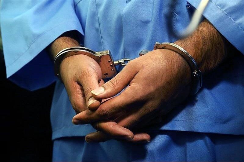 قاتل ۳۵ ساله در ملکشاهی خود را به پلیس معرفی کرد