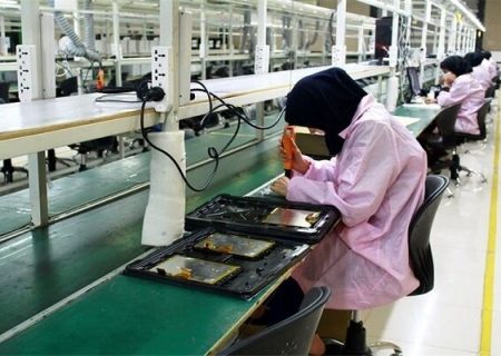 نخستین جشنواره ترویجی و نمایشگاه عسل در قلعه والی برگزار شد.