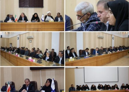 در شرایط تهدید هویت ایران انتقادات را به تأخیر بیندازیم