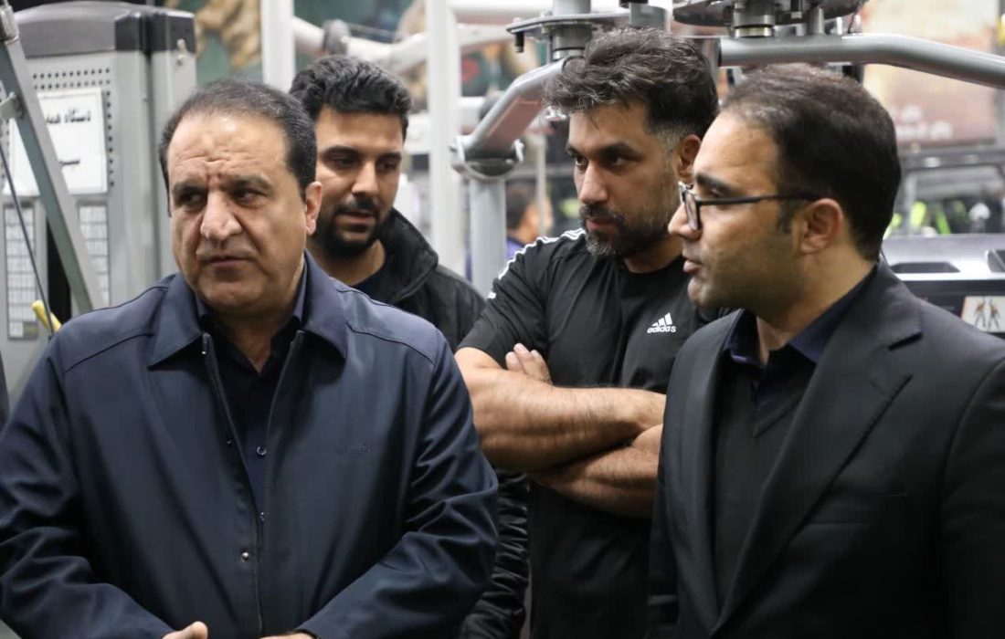 استاندار ایلام از چند باشگاه ورزشی بازدید کرد و در جریان مشکلات ورزشکاران قرار گرفت