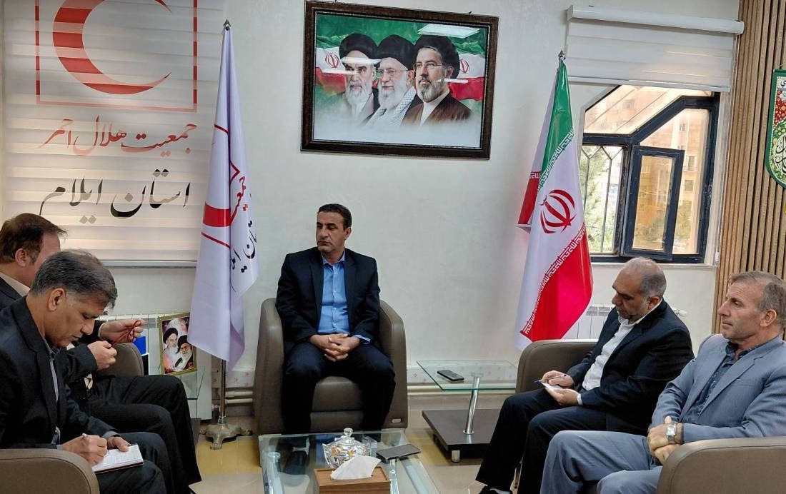 نشست هم‌افزایی «ایران همدل» با هدف تقویت حمایت از خانوارهای آسیب‌دیده در ایلام برگزار شد
