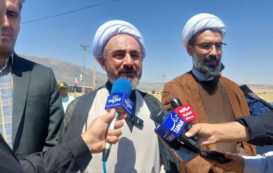 خدمت به زائران اربعین باید با معرفت‌افزایی و معنویت همراه باشد/ مردم ایلام میزبان شایسته زوار حسینی هستند