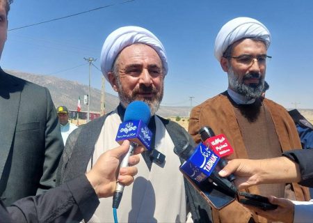 خدمت به زائران اربعین باید با معرفت‌افزایی و معنویت همراه باشد/ مردم ایلام میزبان شایسته زوار حسینی هستند