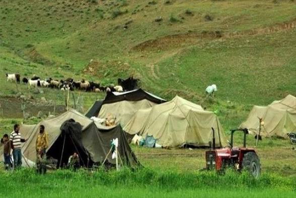 تأمین روزانه بیش از یکهزار و ۵۰۰ مترمکعب آب شرب عشایر ایلام با ۶۰ دستگاه خودروی آبرسان